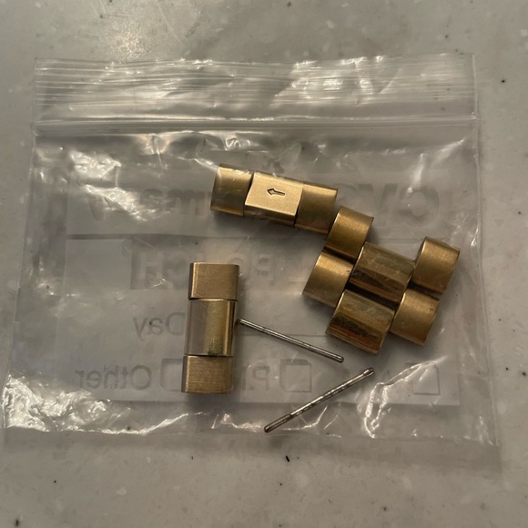 Michael Kors Gold Watch - Picture 8 of 8